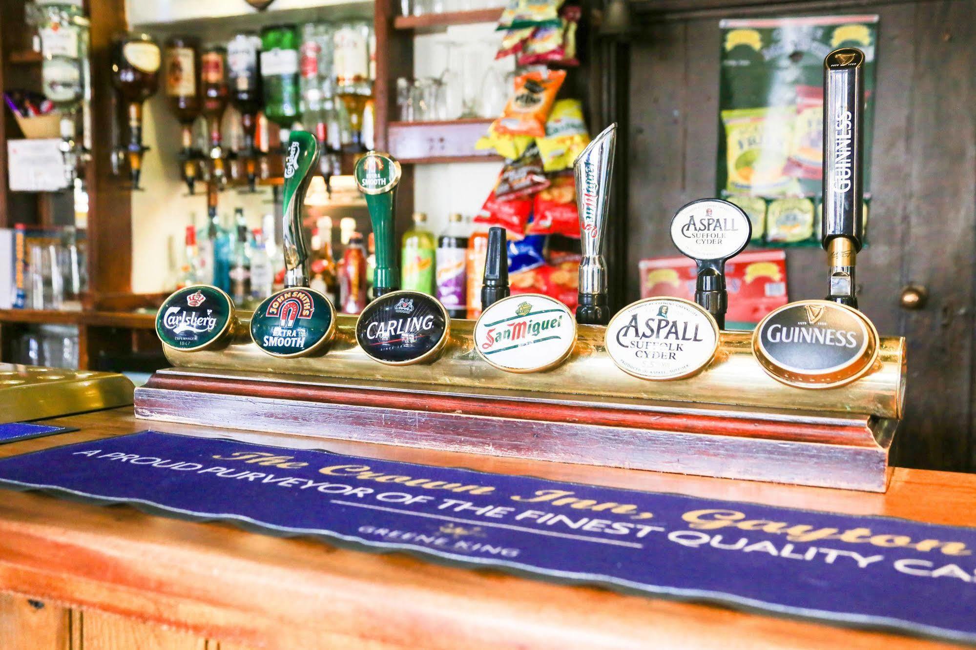 The Crown Inn Gayton  Dış mekan fotoğraf
